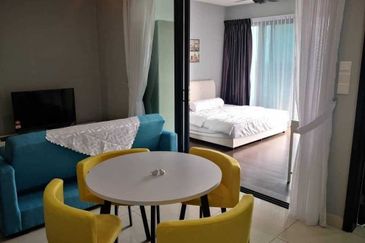 Almas @ Puteri Harbour