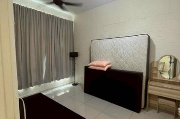 D'Summit Residences @ Kempas Utama