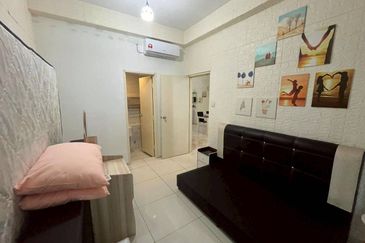 D'Summit Residences @ Kempas Utama