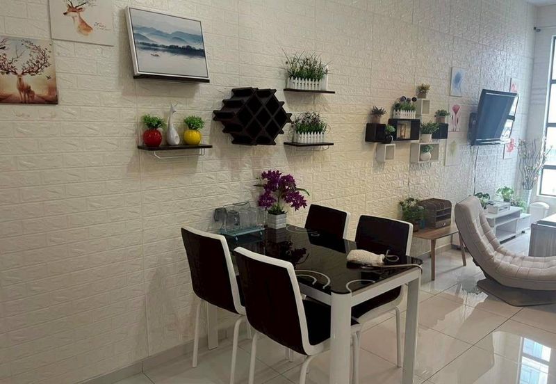 D'Summit Residences @ Kempas Utama