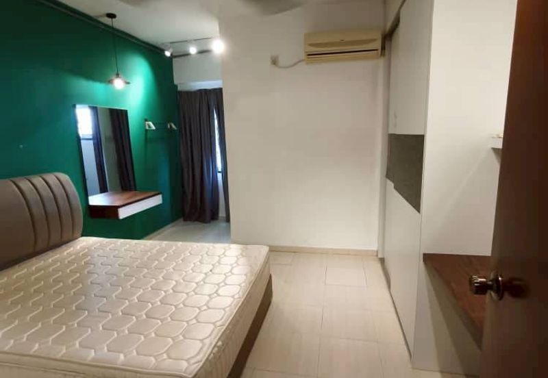 Bangunan Duta Impian (The Embassy Suites)