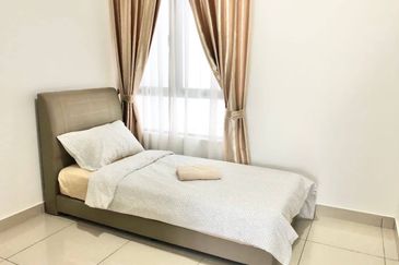 D'Summit Residences @ Kempas Utama