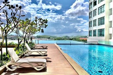 D'Summit Residences @ Kempas Utama