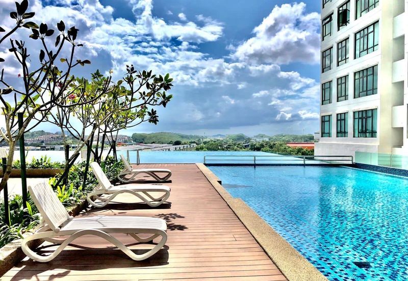 D'Summit Residences @ Kempas Utama