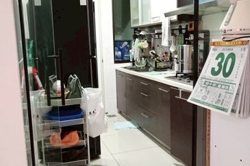 Ujana Executive Apartment