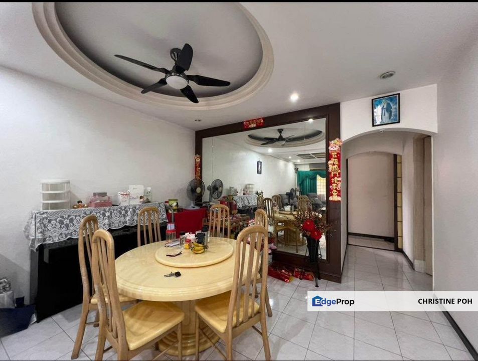 Double Storey Terrace @ Taman Daya, Johor, Johor Bahru