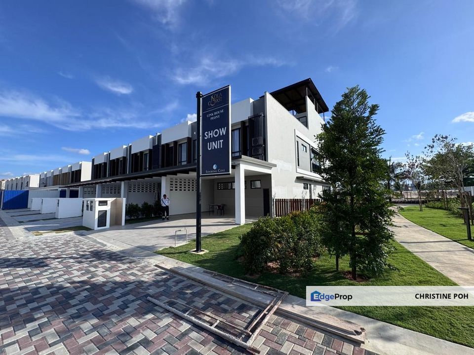 3 Storey Link House End Lot with Canal view @ Isola Coast Senibong Cove Masai, Johor, Masai