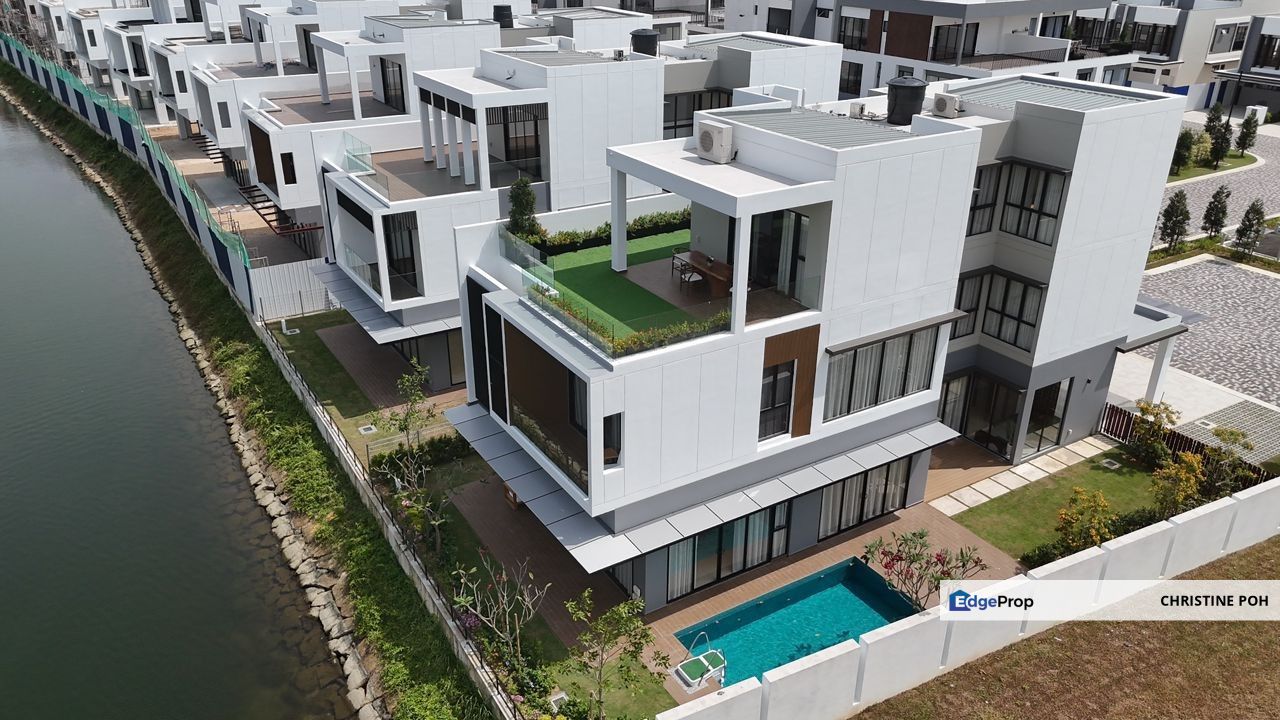 3 Storey Bungalow @ Senibong Cove Isola Coast, Johor, Masai