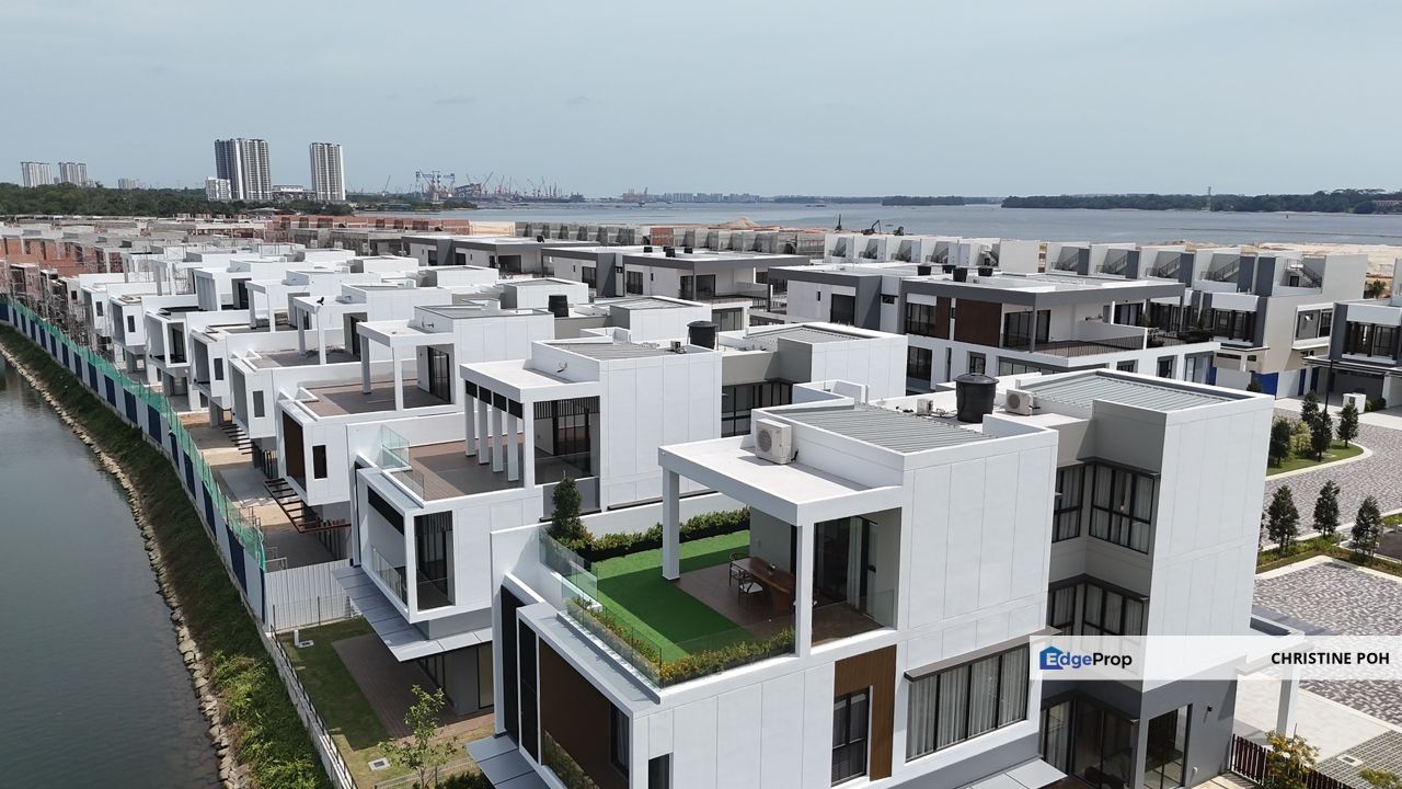 3 Storey Bungalow @ Senibong Cove Isola Coast, Johor, Masai