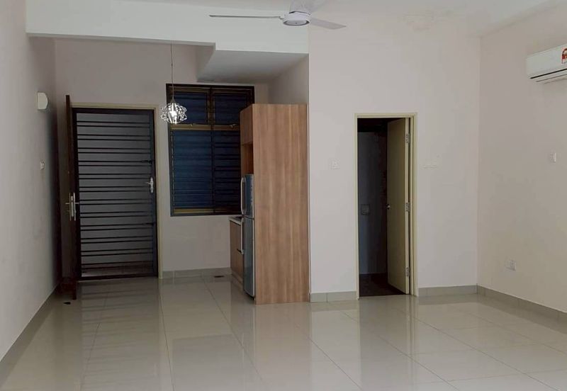 Palazio (Pangsapuri Mayland Austin)