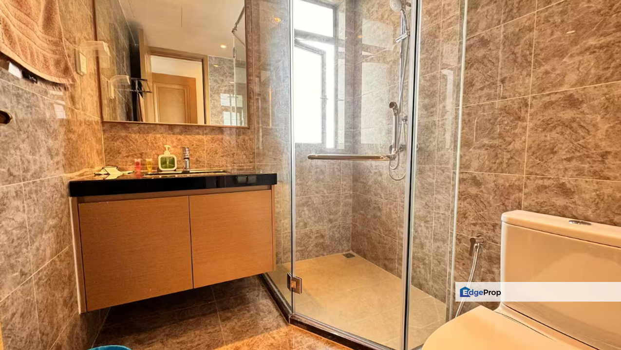 R&F Princess Cove Seaview Walk to Ciq Rts, near Tritower Twin tower Suasana  , Johor, Johor Bahru