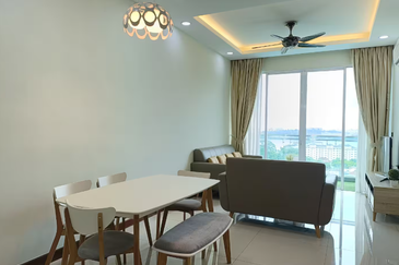 Paragon Suites @ CIQ