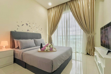 Paragon Suites @ CIQ