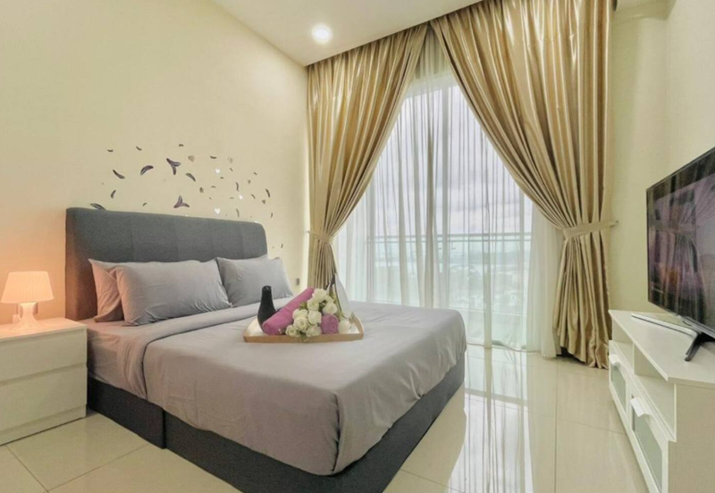 Paragon Suites @ CIQ