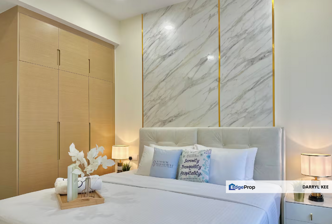 SkySuites 2 bed for Sale walking distance to CIQ RTS, Johor, Johor Bahru