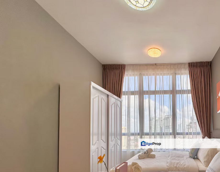 Pine View Residence @ Bukit Chagar Urgent for Sale, Walking distance to CIQ RTS, Tritower, Twintower, R&F, Suasana, Johor, Johor Bahru