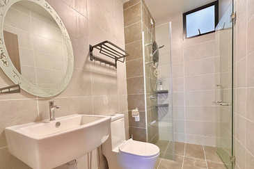 Bukit Chagar Luxurious Apartment (Pine View Luxurious Apartment)