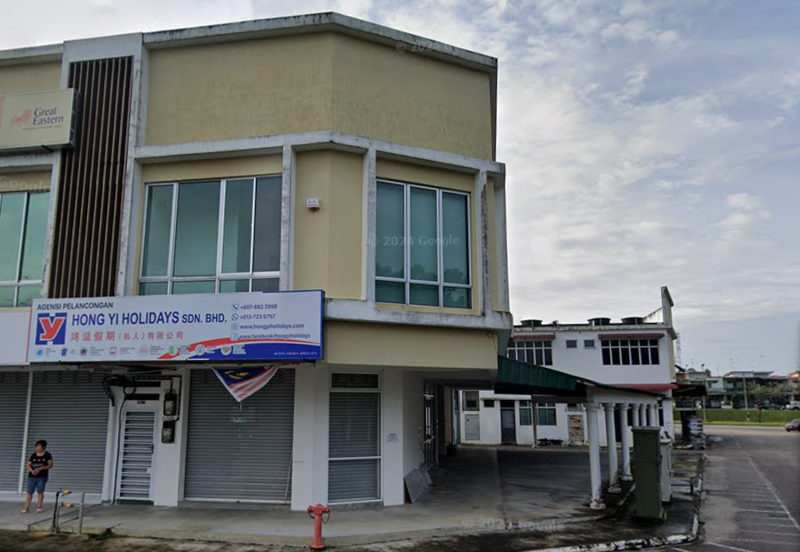 Kota Tinggi, Taman Daiman Jaya Double Storey Corner Shoplot Urgent for Sale