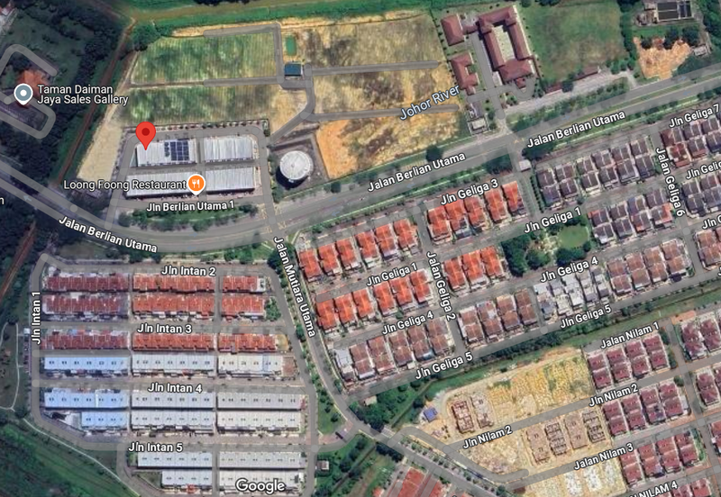 Kota Tinggi, Taman Daiman Jaya Double Storey Corner Shoplot Urgent for Sale