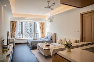 Paragon Suites @ CIQ