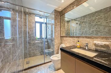 Paragon Suites @ CIQ