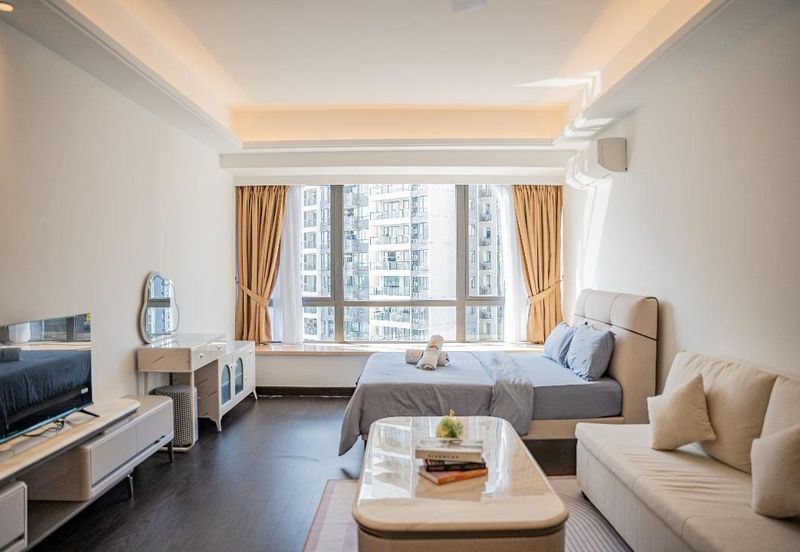 Paragon Suites @ CIQ