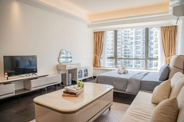 Paragon Suites @ CIQ