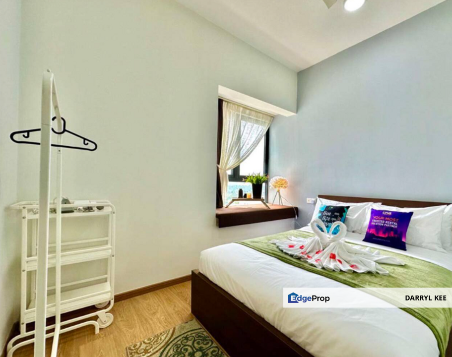 Paragon Suites 3 bed for Sale Walking distance to CIQ RTS , Johor, Johor Bahru