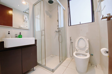 Bay Laurel @ Country Garden Danga Bay