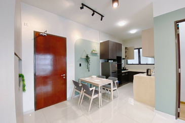 Bay Laurel @ Country Garden Danga Bay