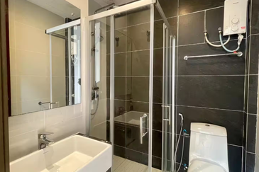 Bay Laurel @ Country Garden Danga Bay