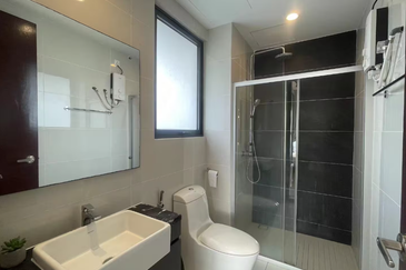 Bay Laurel @ Country Garden Danga Bay