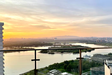 Bay Laurel @ Country Garden Danga Bay