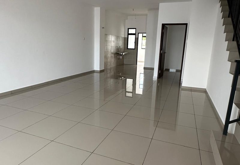 Bae(Laman Permata) Whole New Unit for Rent, near Setia Indah, Dato Onn