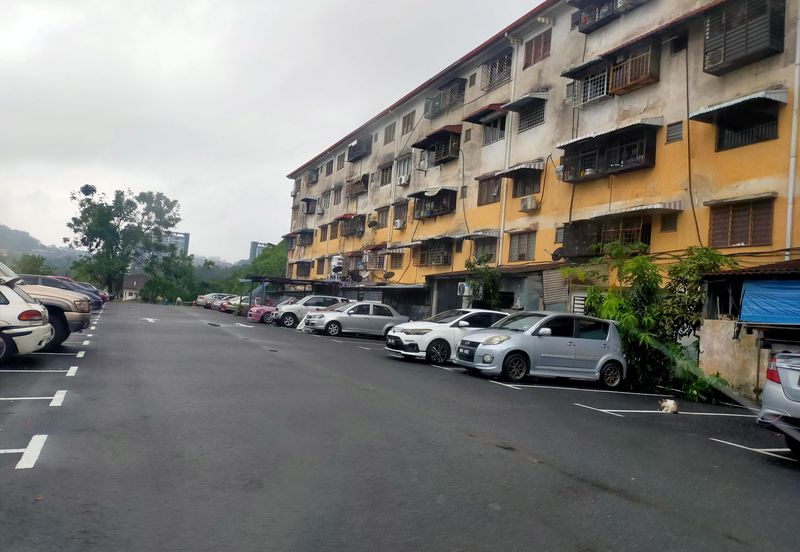 Damai Court