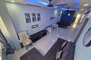 Residensi Bistaria, Ukay Bistari