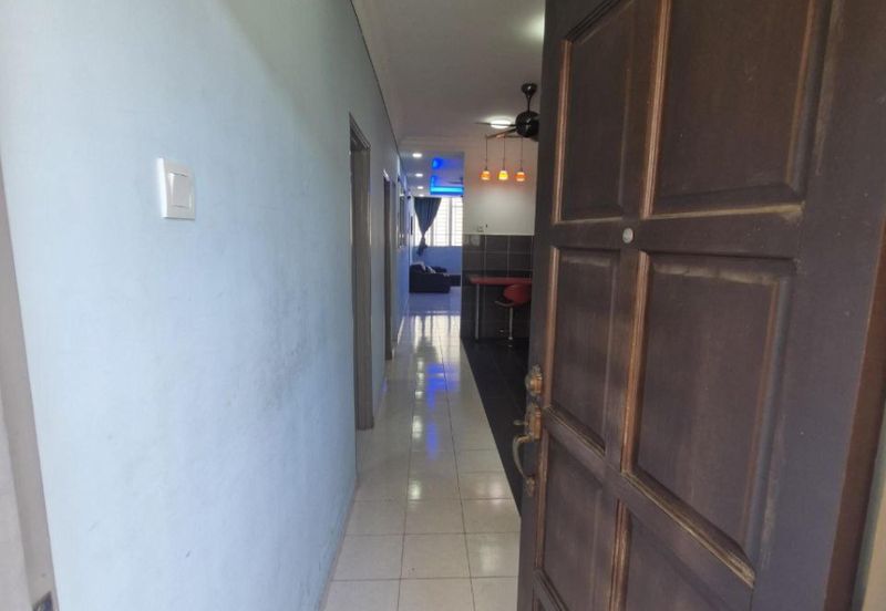 Residensi Bistaria, Ukay Bistari