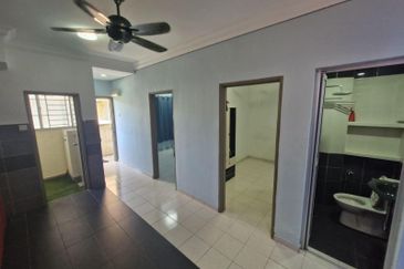 Residensi Bistaria, Ukay Bistari