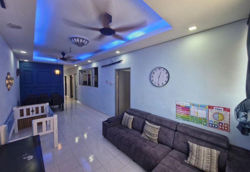 Residensi Bistaria, Ukay Bistari