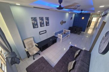 Residensi Bistaria, Ukay Bistari