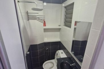 Residensi Bistaria, Ukay Bistari