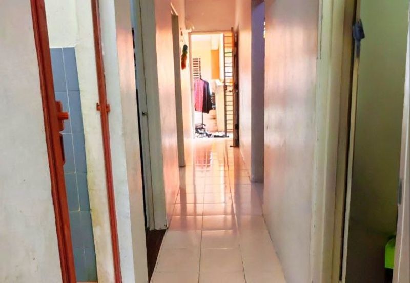 Residensi Bistaria, Ukay Bistari