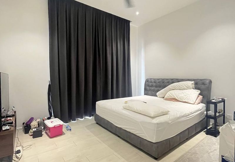 Myra Saujana (Phase 4)