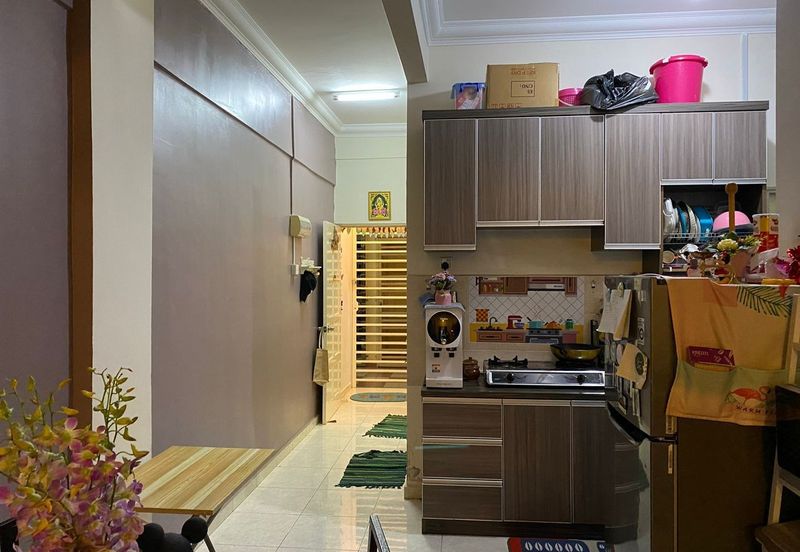 Taman Sinar Pelangi (Lavender Park)