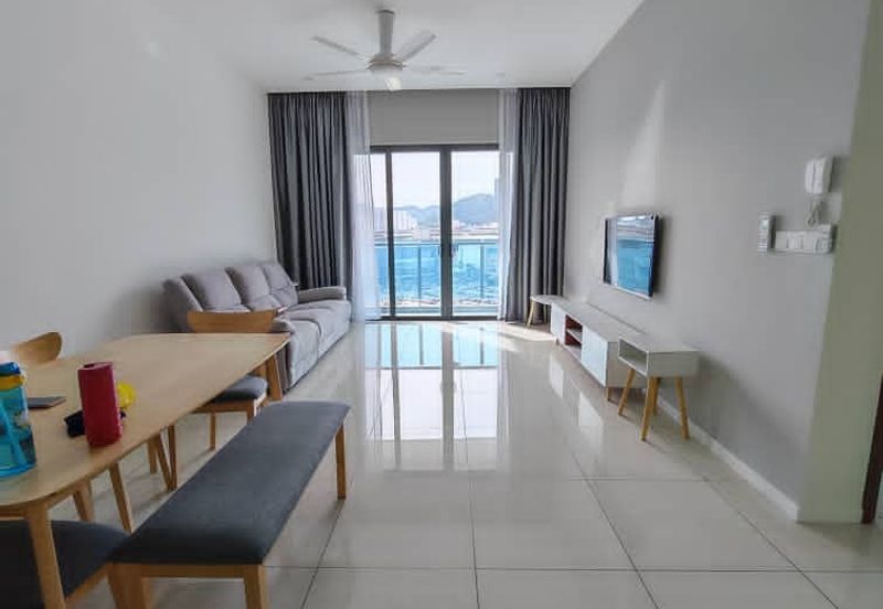 Queens Residences @ Queens Waterfront