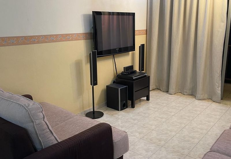 Flat Taman Seri Janggus