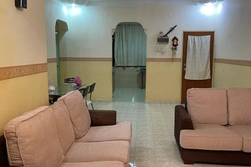 Flat Taman Seri Janggus