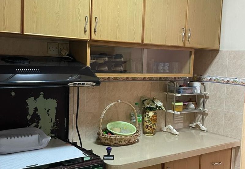 Flat Taman Seri Janggus