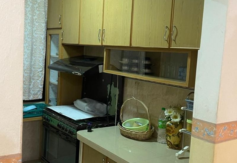 Flat Taman Seri Janggus