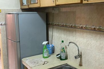 Flat Taman Seri Janggus